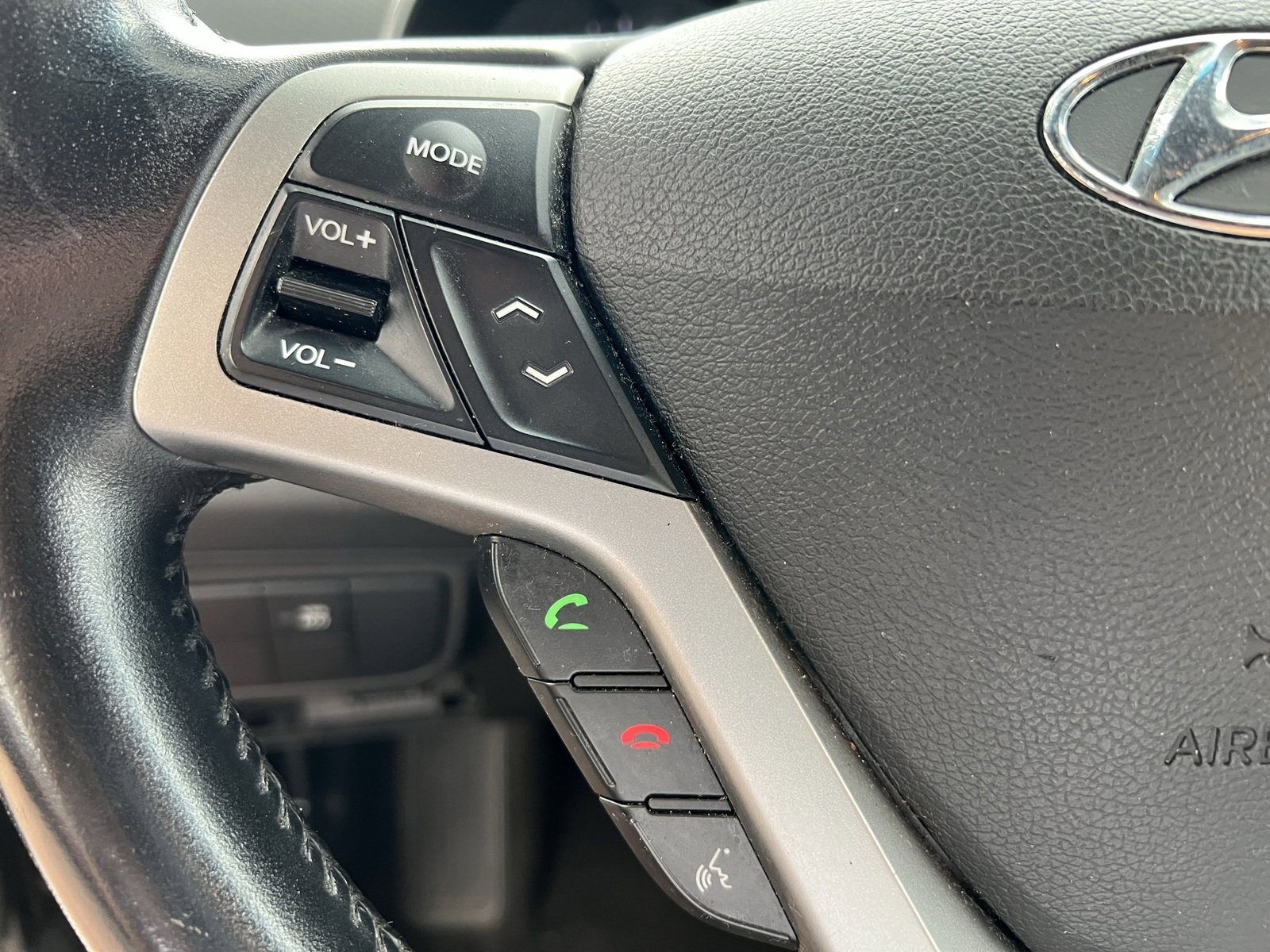 Used 2016 Hyundai Veloster w/ Option Group 02 image 13