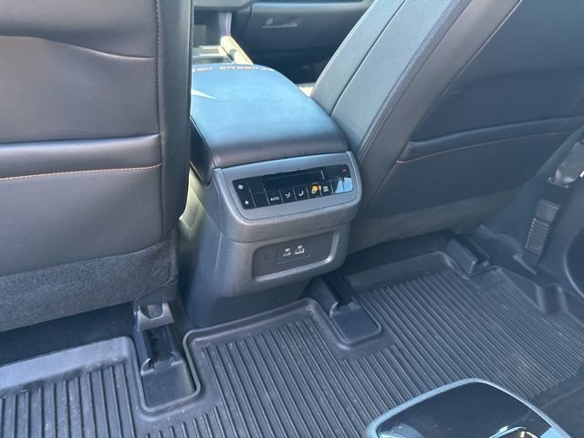 Used 2024 Nissan Pathfinder Rock Creek AWD/4WD image 17