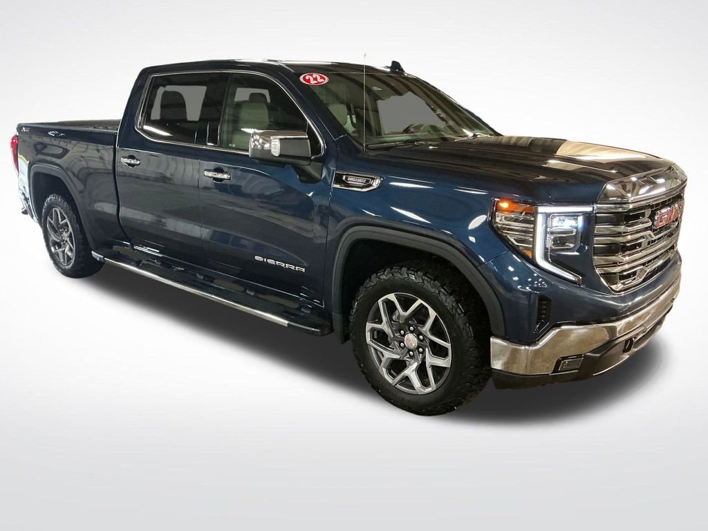 Used 2022 GMC Sierra 1500 SLT w/ SLT Premium Package AWD/4WD image 8
