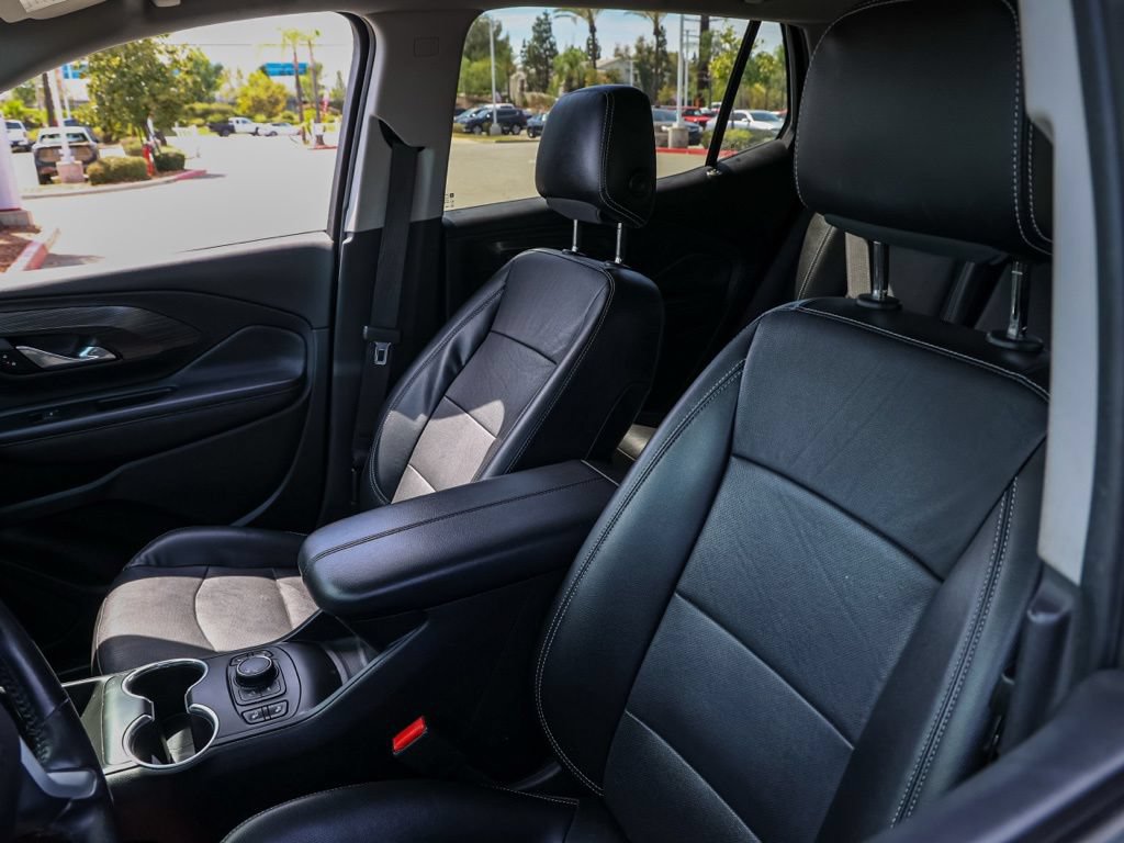 Used 2022 GMC Terrain SLT FWD image 15