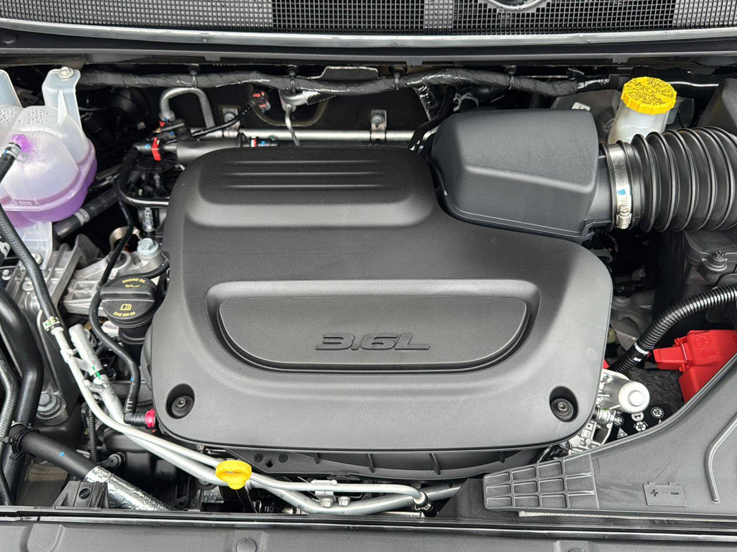 New 2027 Chrysler Pacifica Select FWD image 27