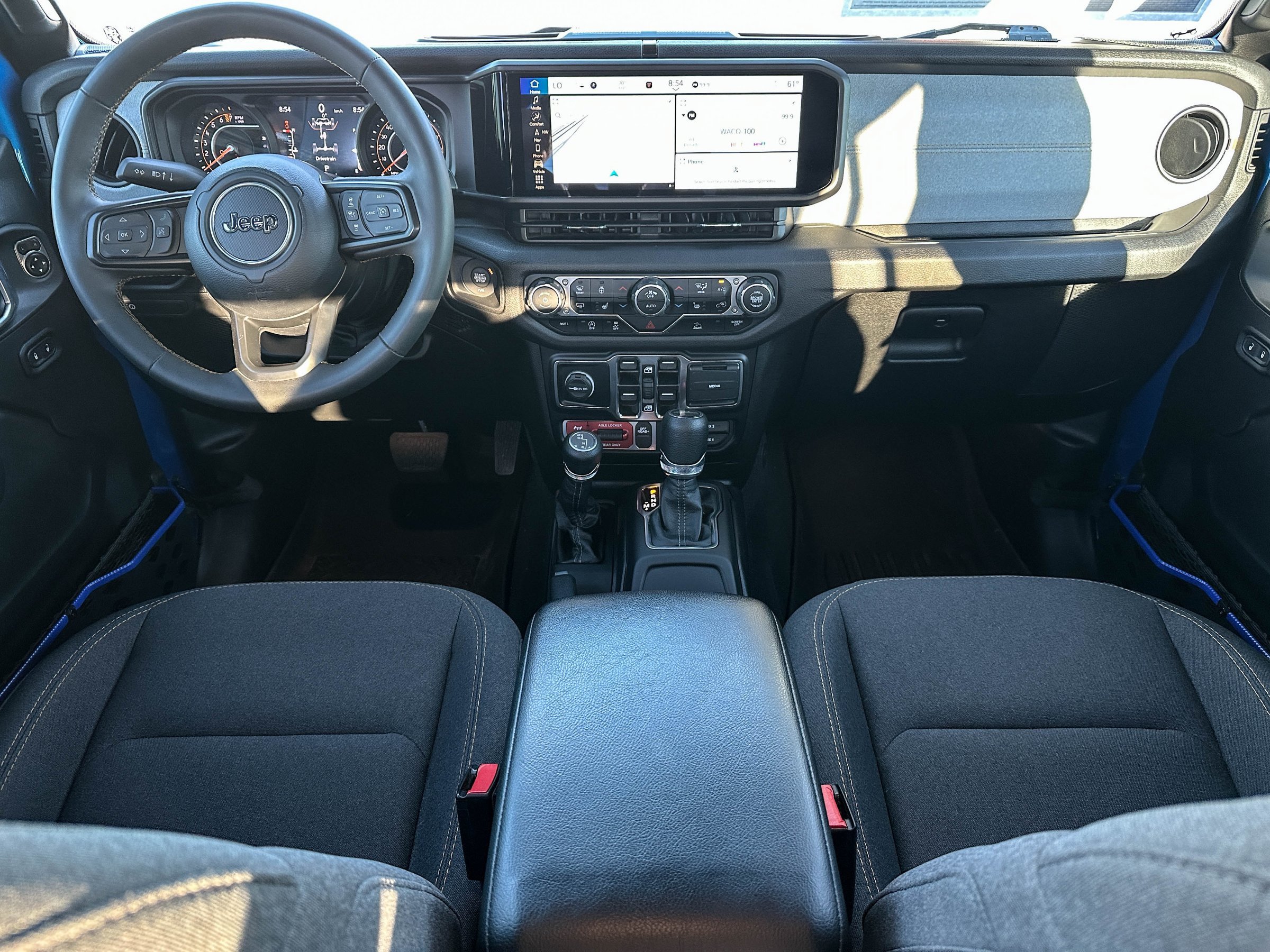 Used 2024 Jeep Gladiator Sport AWD/4WD image 20