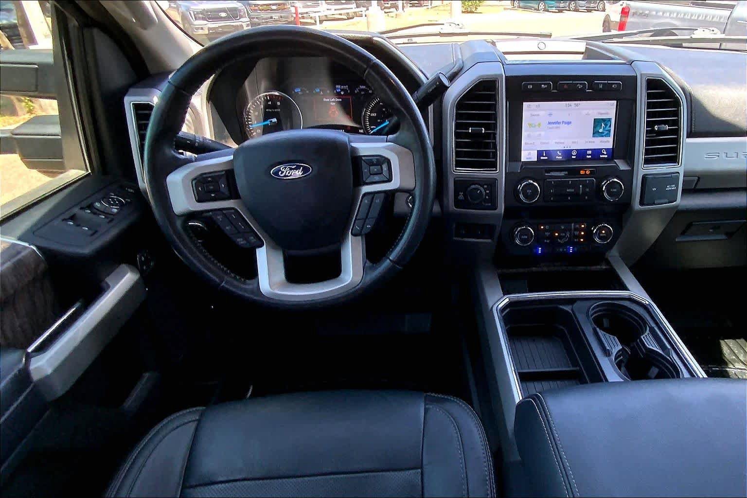 Used 2019 Ford F250 Lariat w/ Lariat Ultimate Package AWD/4WD image 6