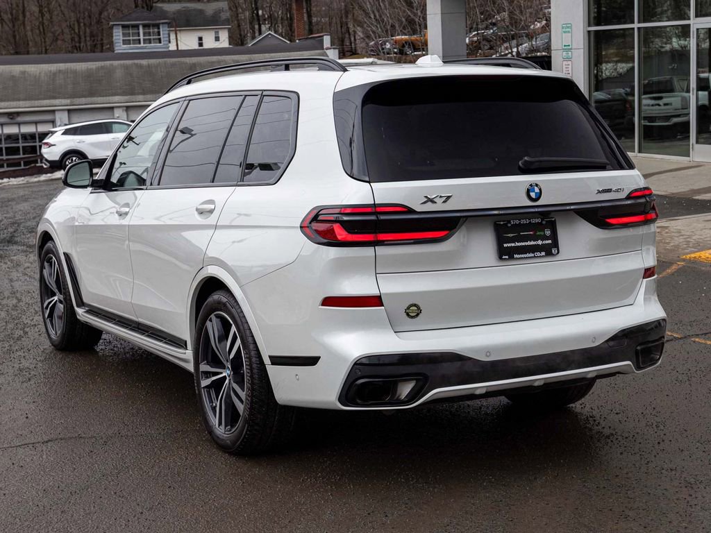 Used 2026 BMW X7 xDrive40i AWD/4WD image 6