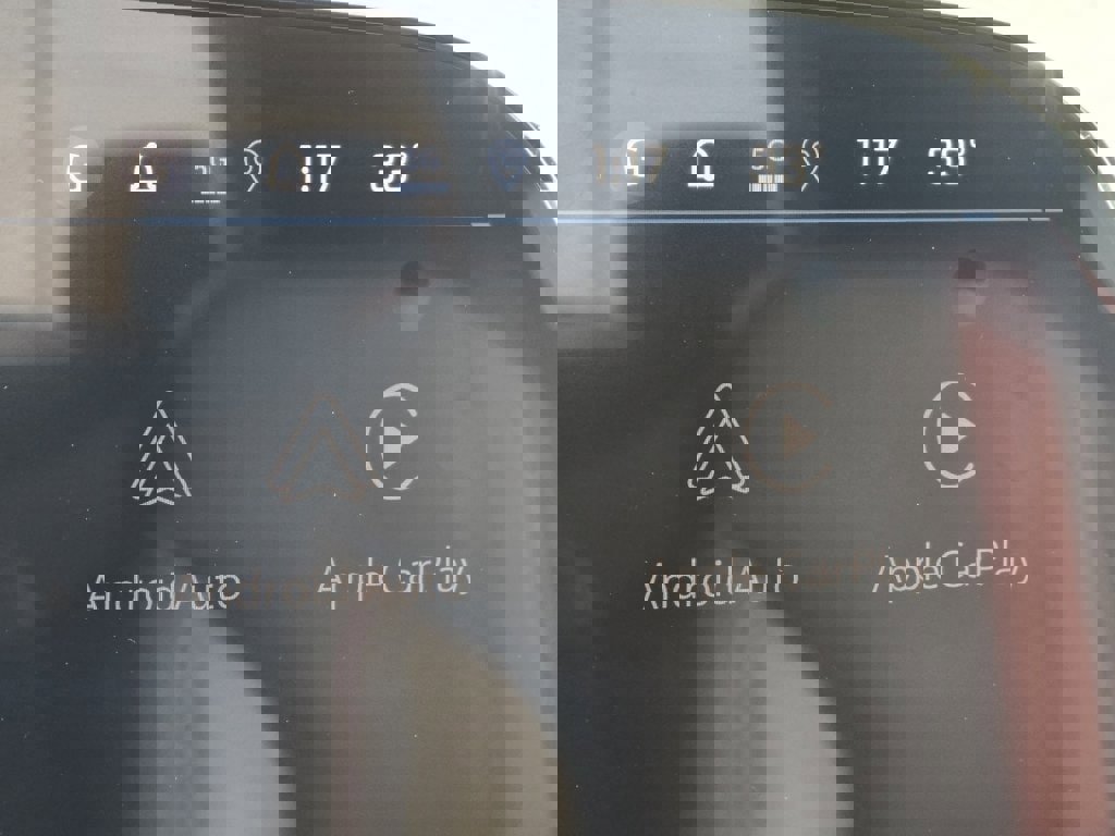 New 2026 Chevrolet Traverse RS w/ LPO, Floor Liner Package image 3