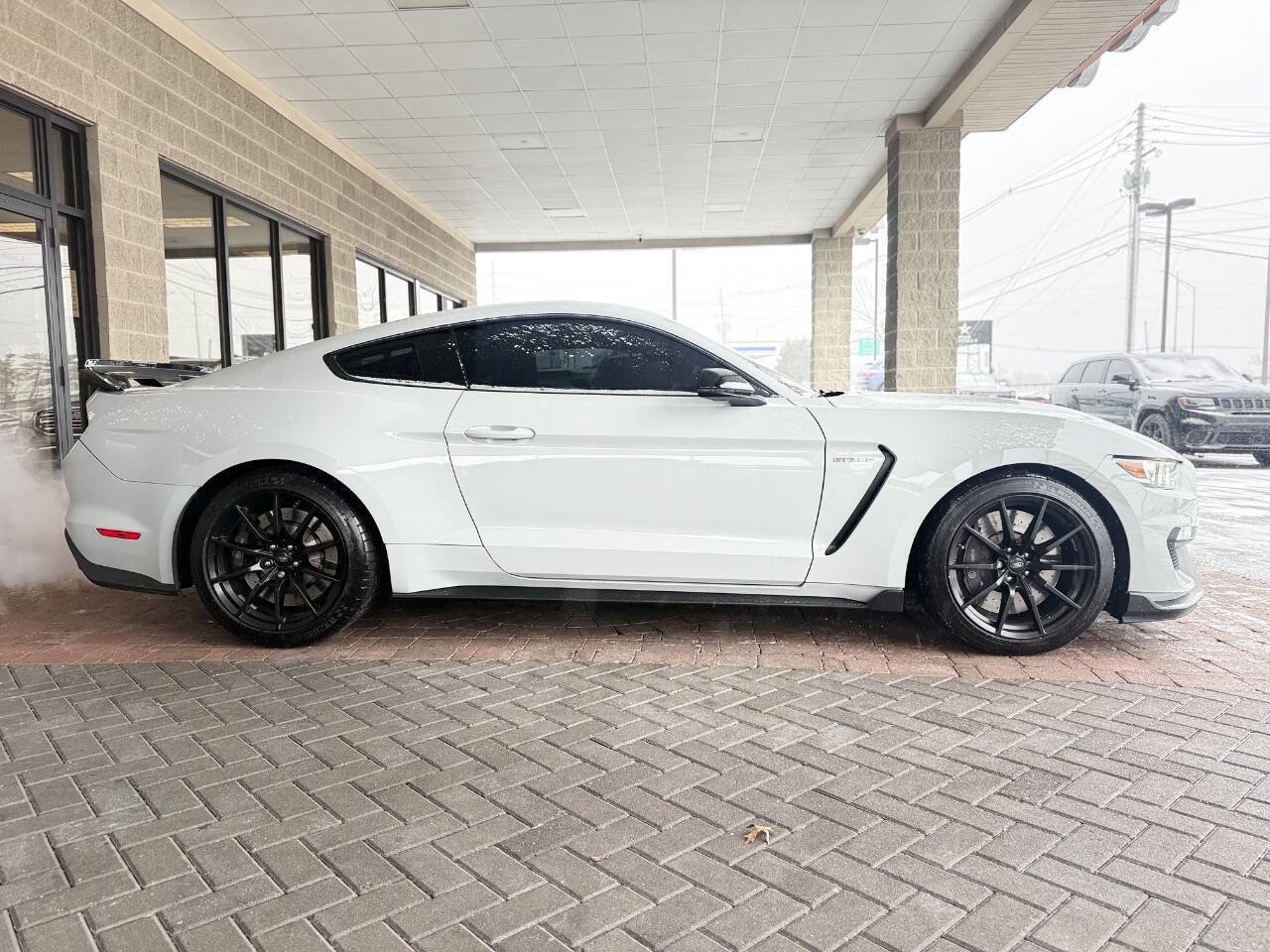 Used 2017 Ford Mustang Shelby GT350 w/ Electronics Package image 15