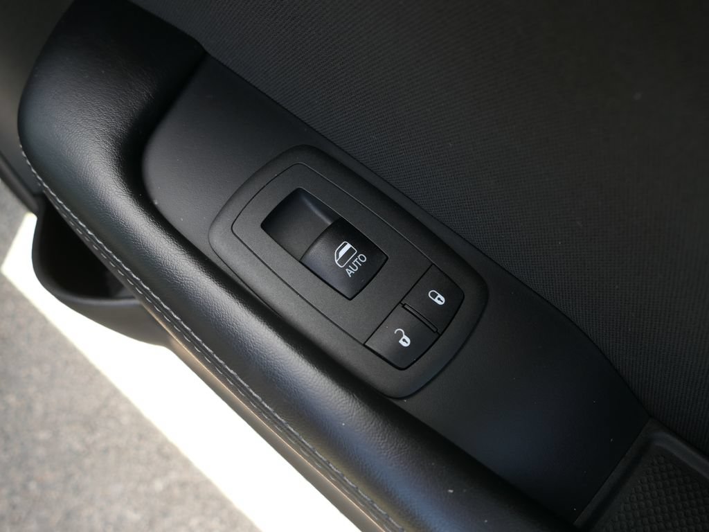 Used 2020 Dodge Challenger R/T Scat Pack RWD image 22