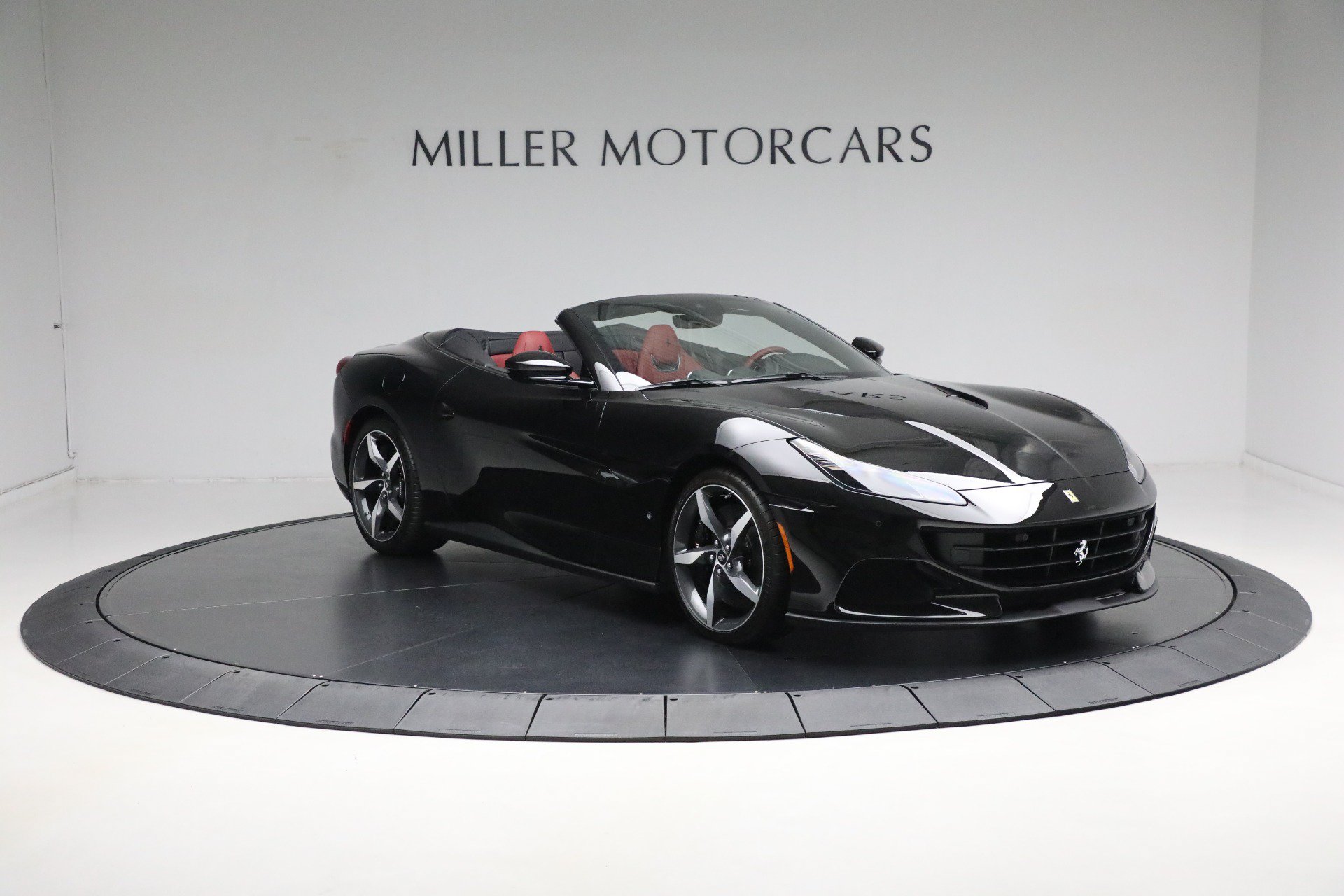 Certified 2023 Ferrari Portofino M RWD image 11