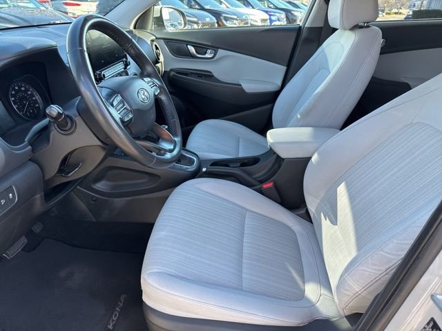 Certified 2023 Hyundai Kona SEL w/ Convenience Package image 19