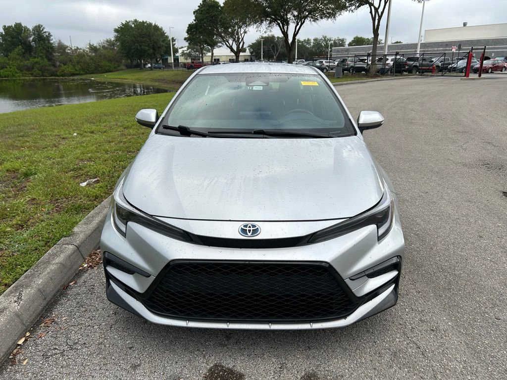 Used 2024 Toyota Corolla SE FWD image 9