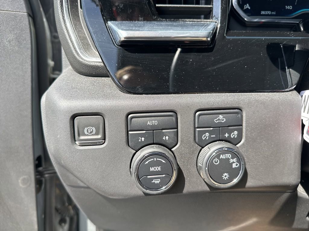 Used 2023 Chevrolet Silverado 1500 LT image 20