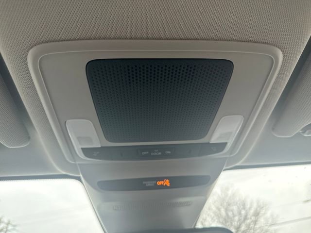 Used 2024 Honda HR-V LX image 36