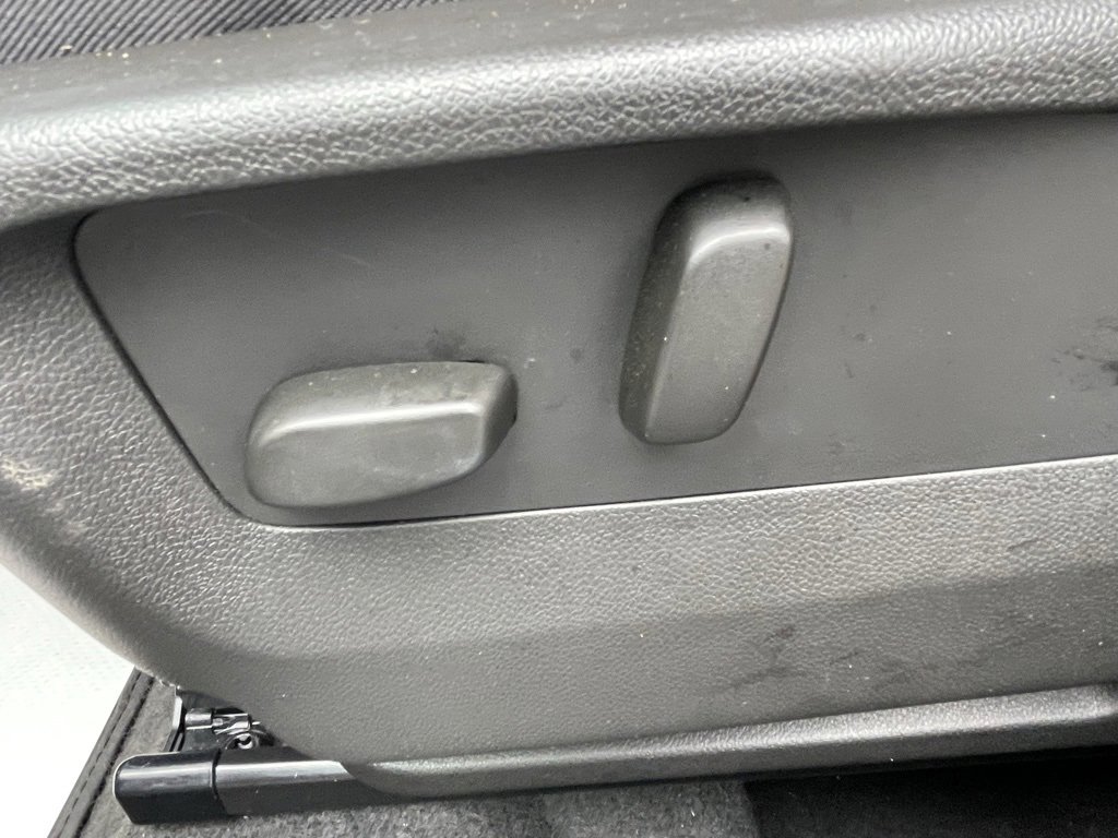 Certified 2023 Buick Envision Preferred w/ Sport Touring Package image 25