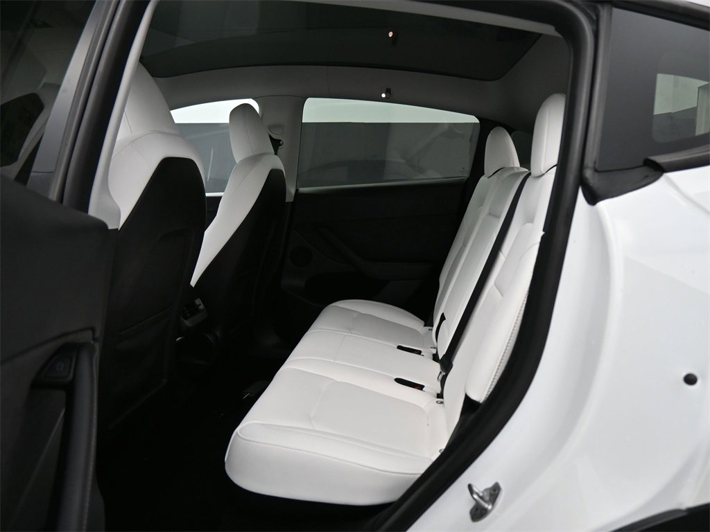 Used 2023 Tesla Model Y Long Range image 14