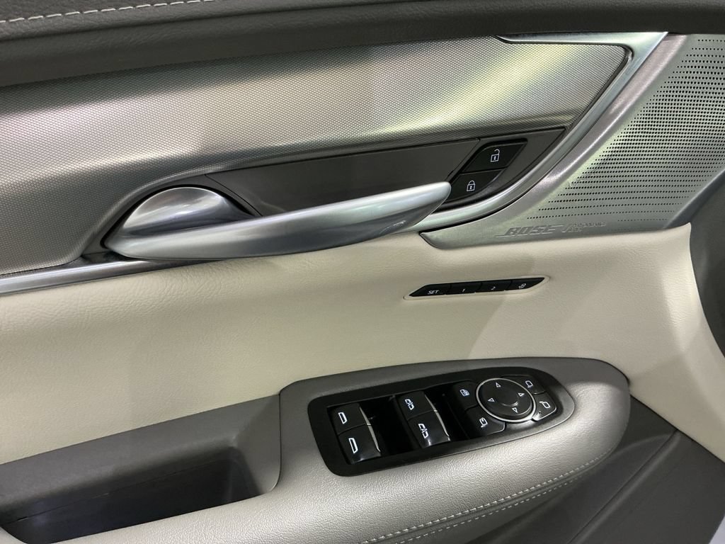 Used 2023 Cadillac XT5 Premium Luxury FWD image 16