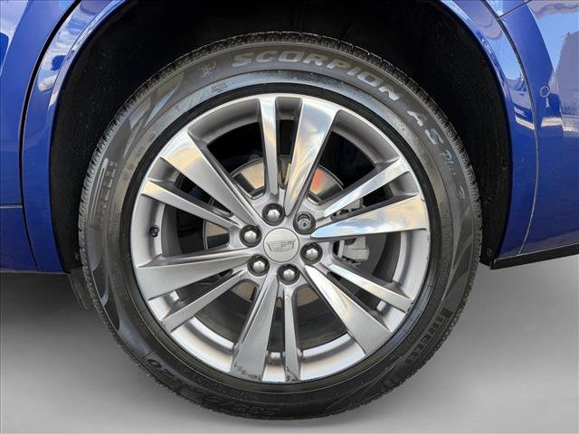 Used 2024 Cadillac XT6 Premium Luxury w/ Technology Package FWD image 24