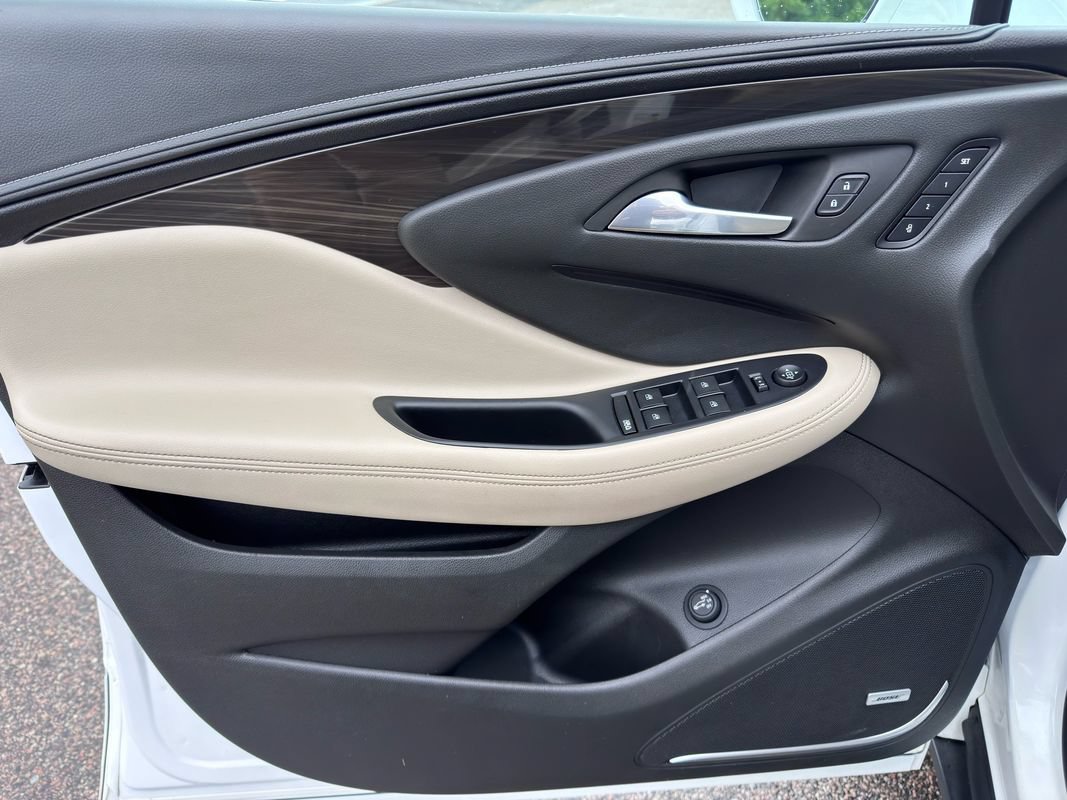 Used 2020 Buick Envision Premium w/ LPO, Cargo Package AWD/4WD image 9