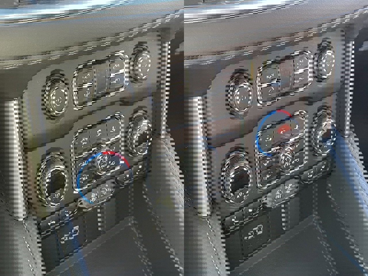 Used 2024 Chevrolet Tahoe LT image 6