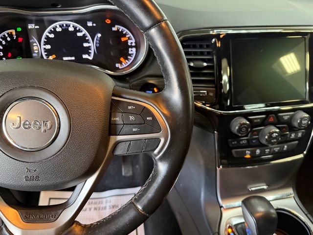 Certified 2022 Jeep Grand Cherokee Laredo E AWD/4WD image 21