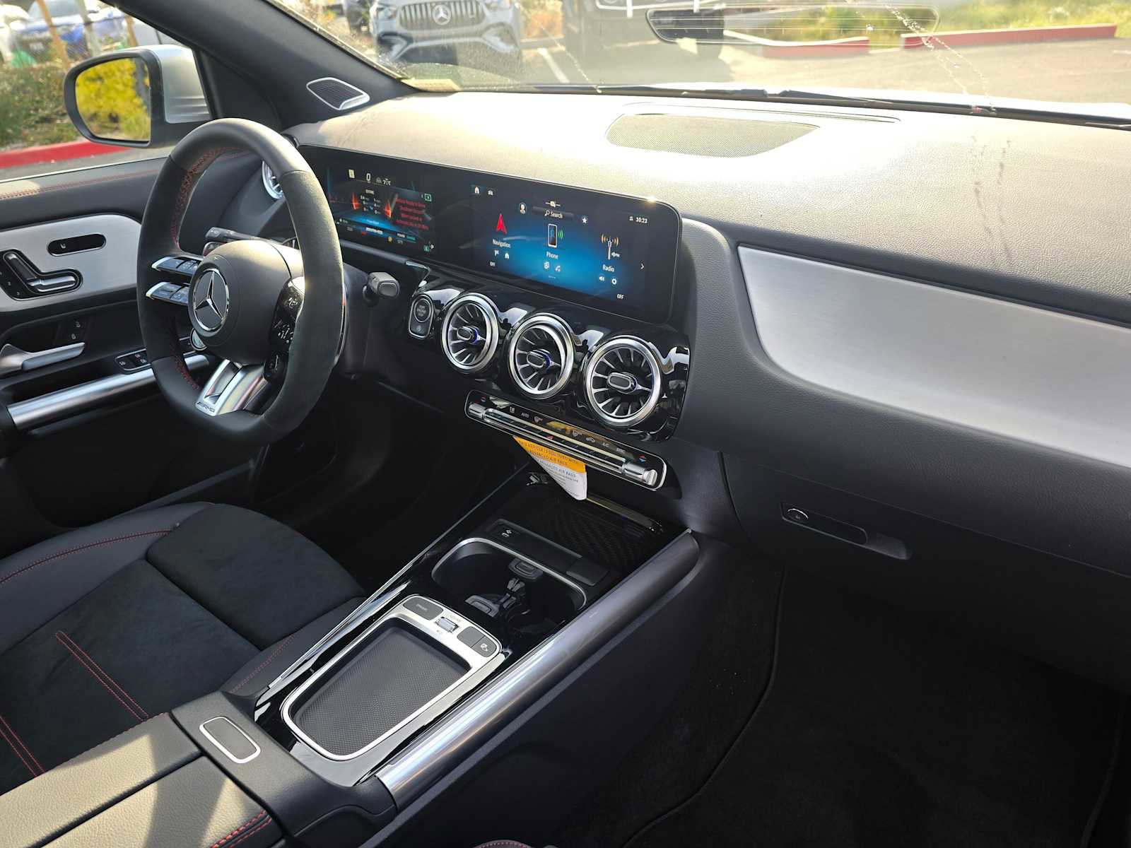 New 2026 Mercedes-Benz GLA 35 AMG 4MATIC image 12