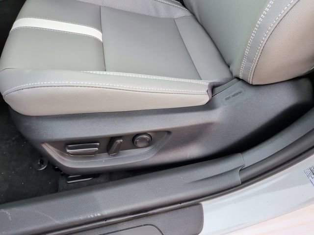 Used 2026 Toyota Camry SE image 16