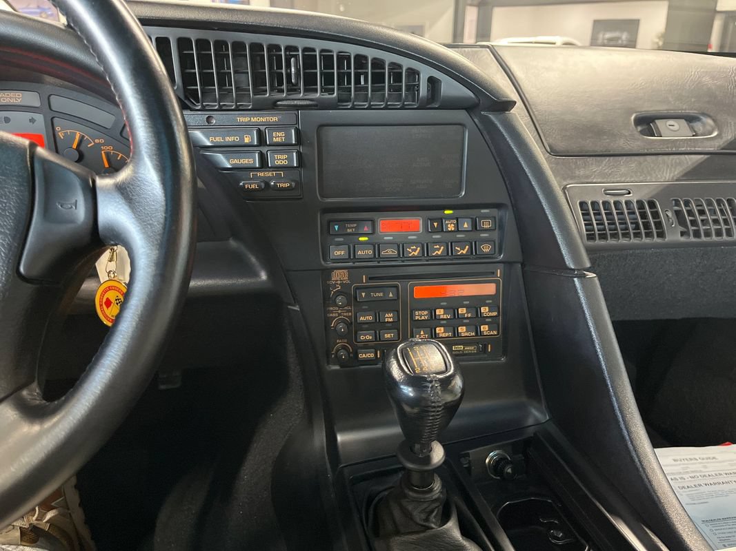 Used 1993 Chevrolet Corvette Coupe RWD image 45