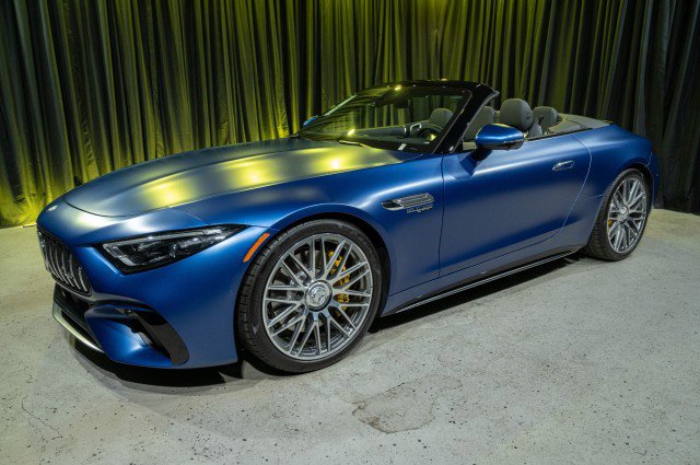 New 2025 Mercedes-Benz SL 55 AMG 4MATIC image 2