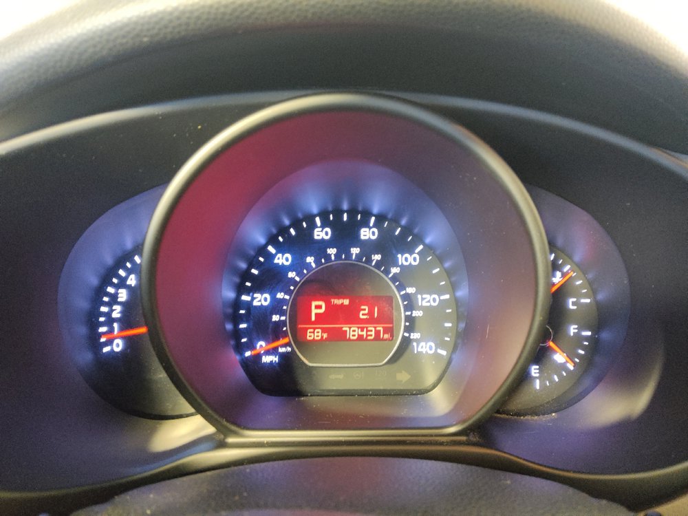 Used 2016 Kia Soul FWD image 23