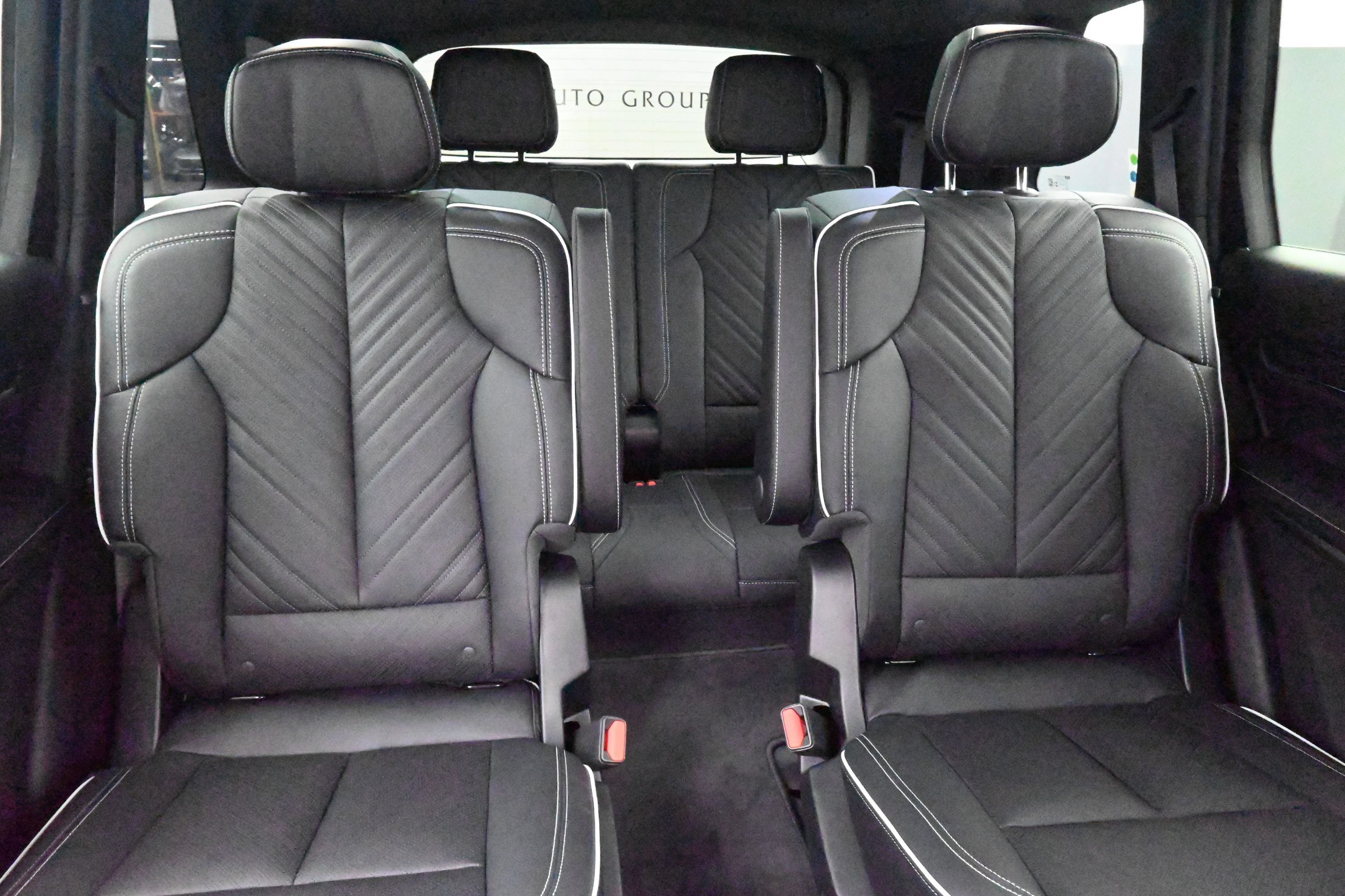 New 2027 Cadillac Vistiq Sport AWD/4WD image 14