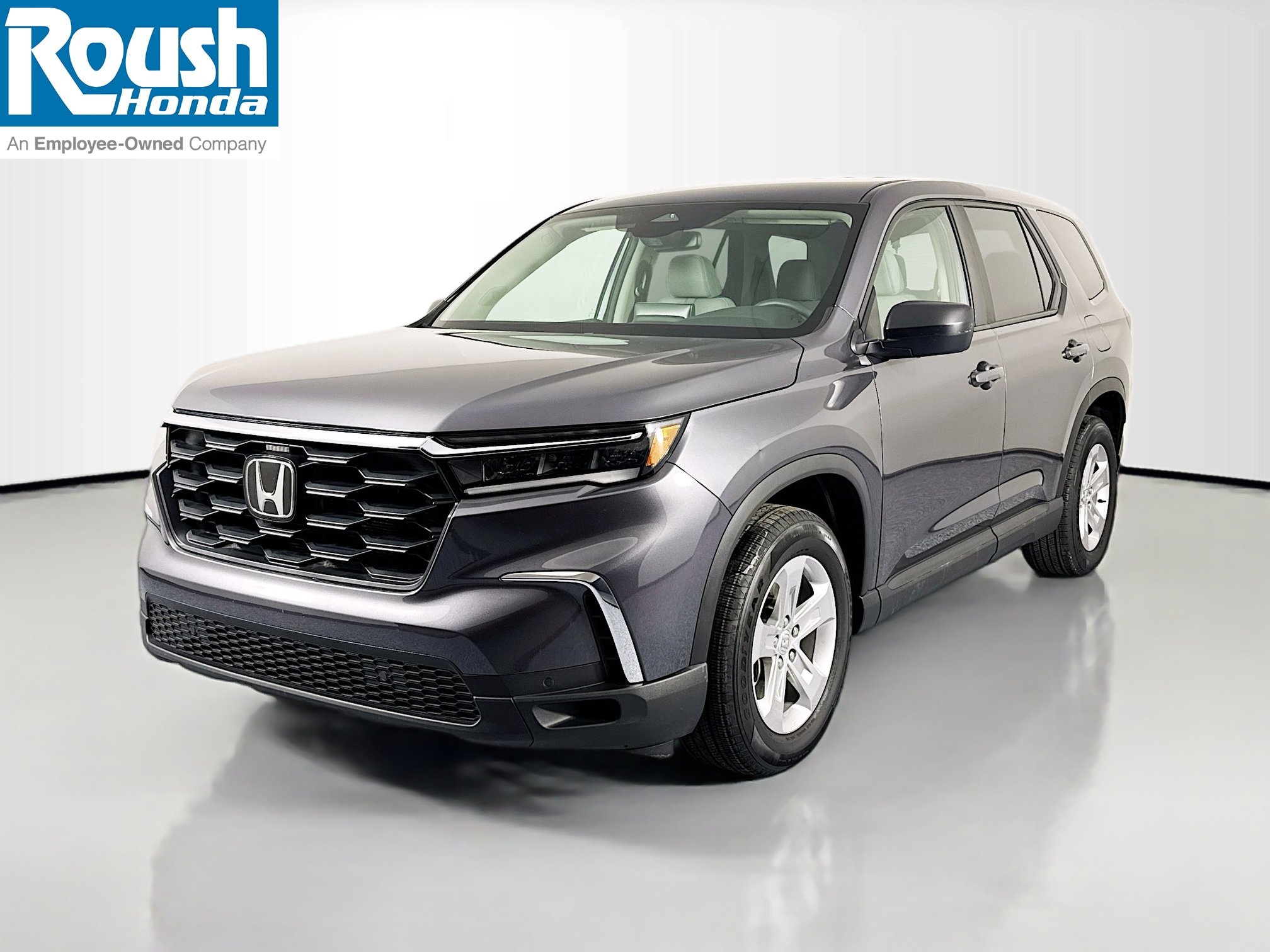 Certified 2023 Honda Pilot LX image 1