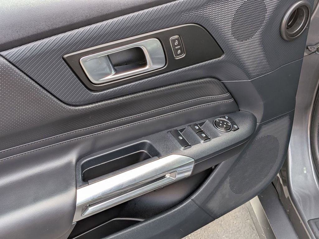 Used 2024 Ford Mustang Premium image 13