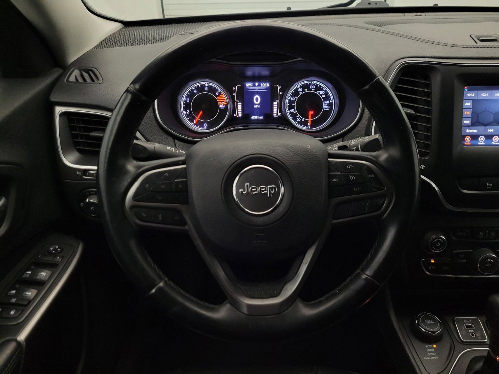 Used 2019 Jeep Cherokee Latitude Plus AWD/4WD image 22