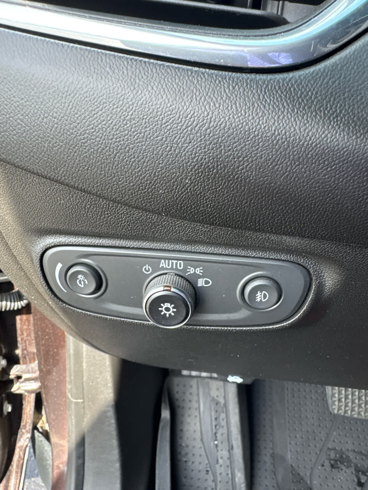 Used 2020 Chevrolet Equinox LT FWD image 19
