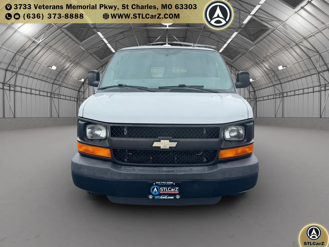 Used 2015 Chevrolet Express 2500 RWD image 8