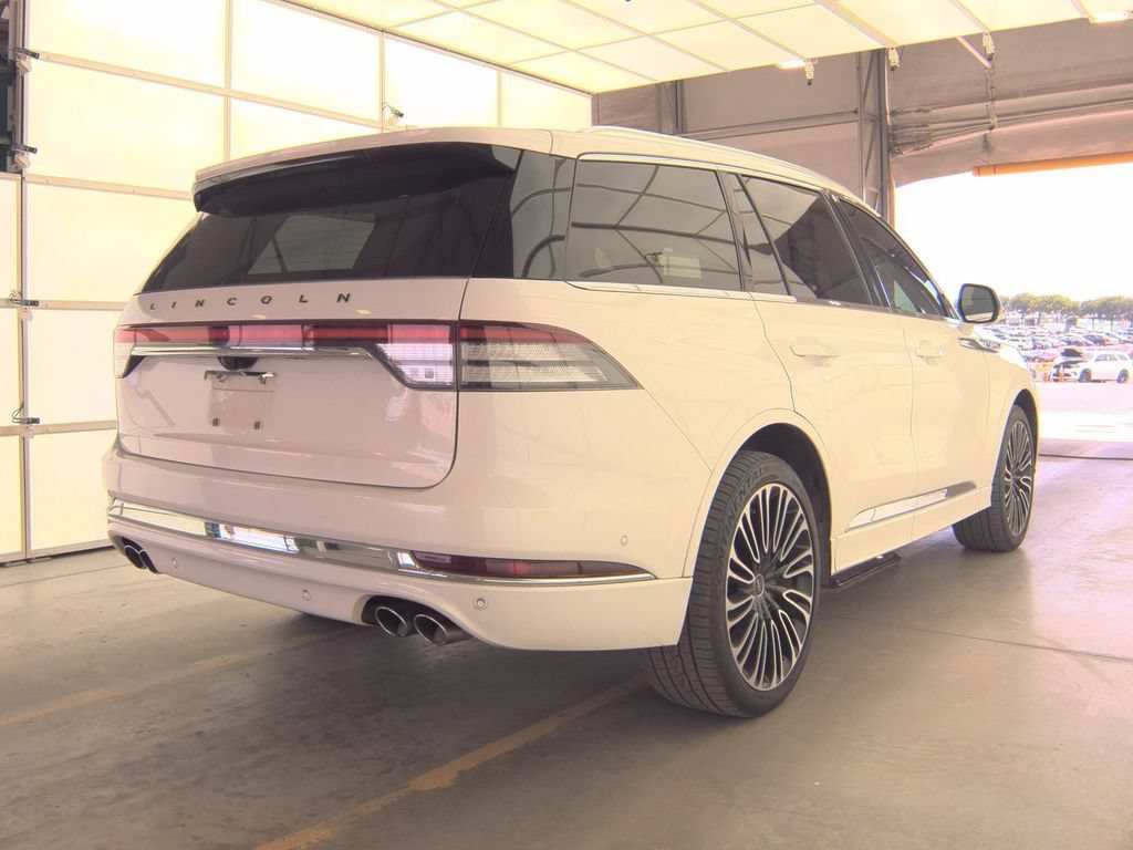 Used 2021 Lincoln Aviator Black Label w/ Dynamic Handling Package AWD/4WD image 14