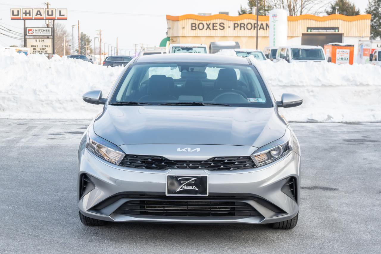 Used 2024 Kia Forte LXS w/ LXS Technology Package image 5