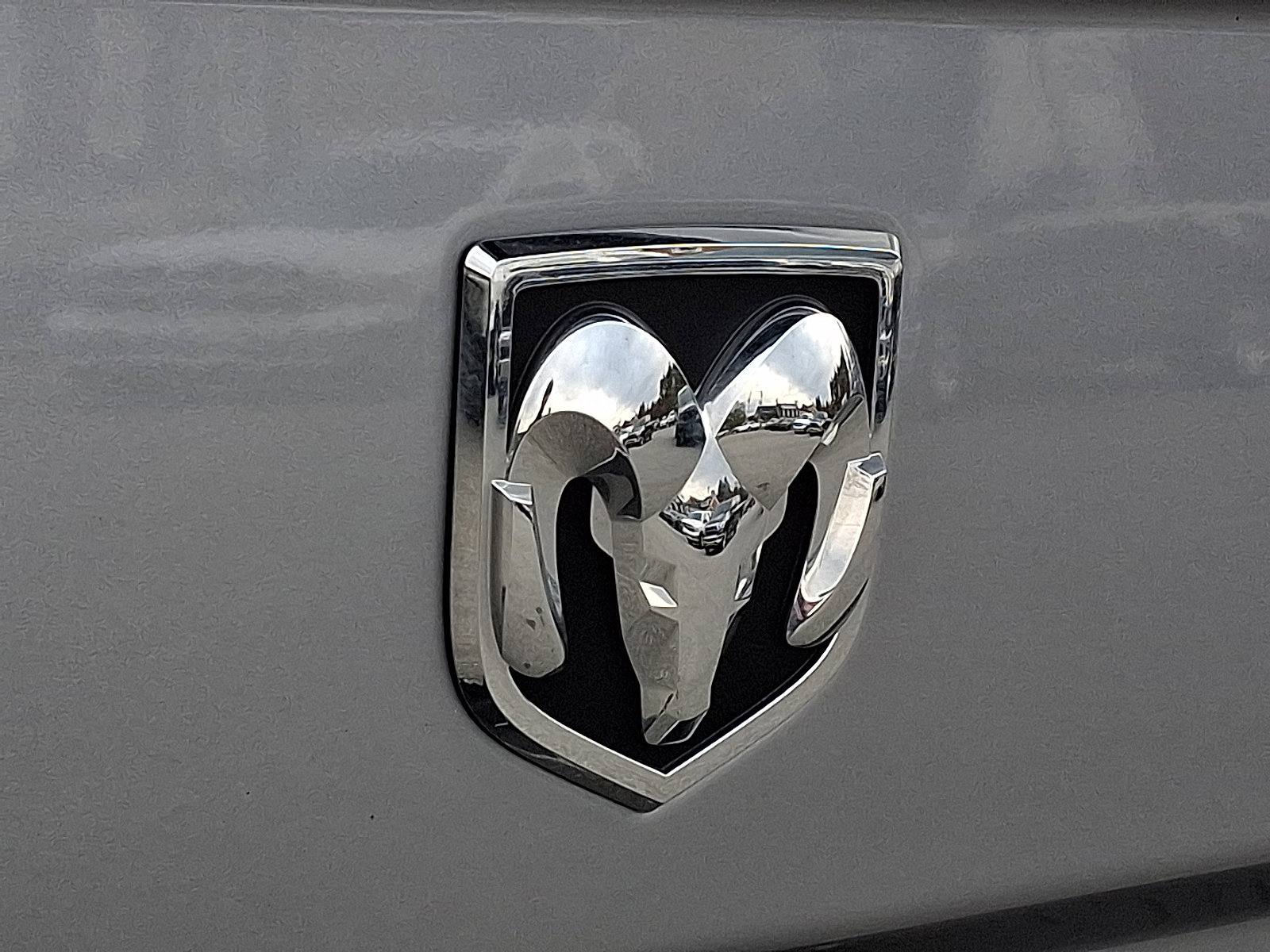 Used 2024 RAM 1500 Classic SLT image 31