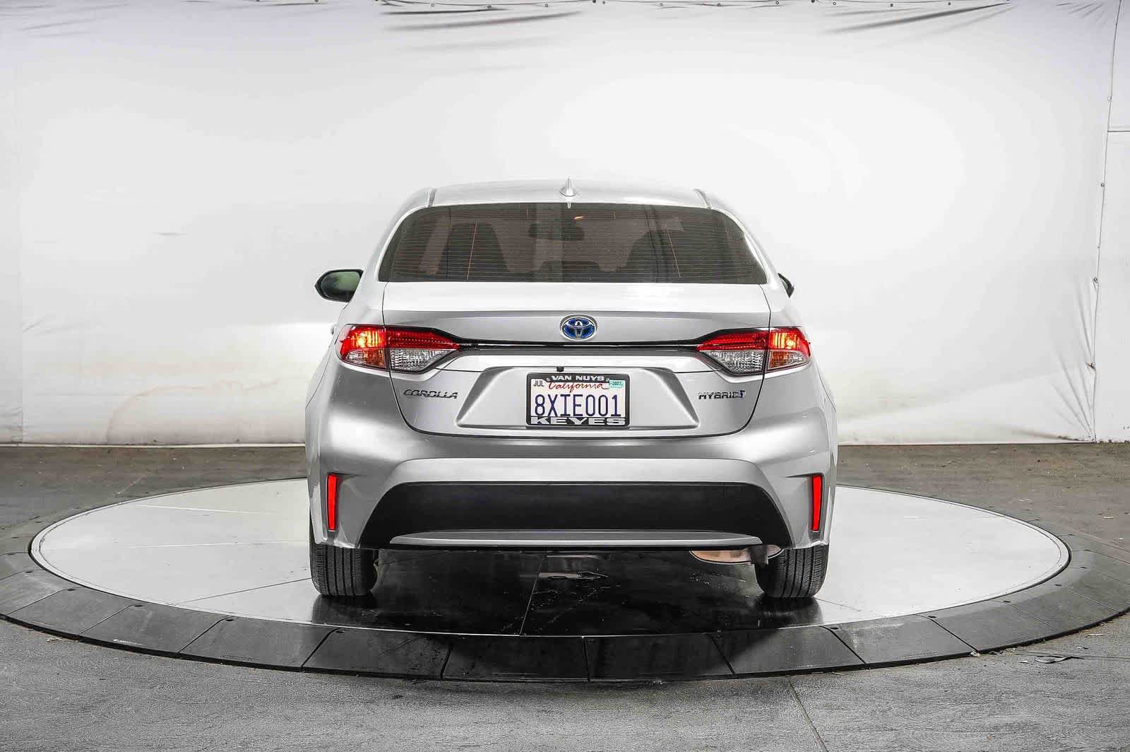 Certified 2022 Toyota Corolla LE FWD image 4