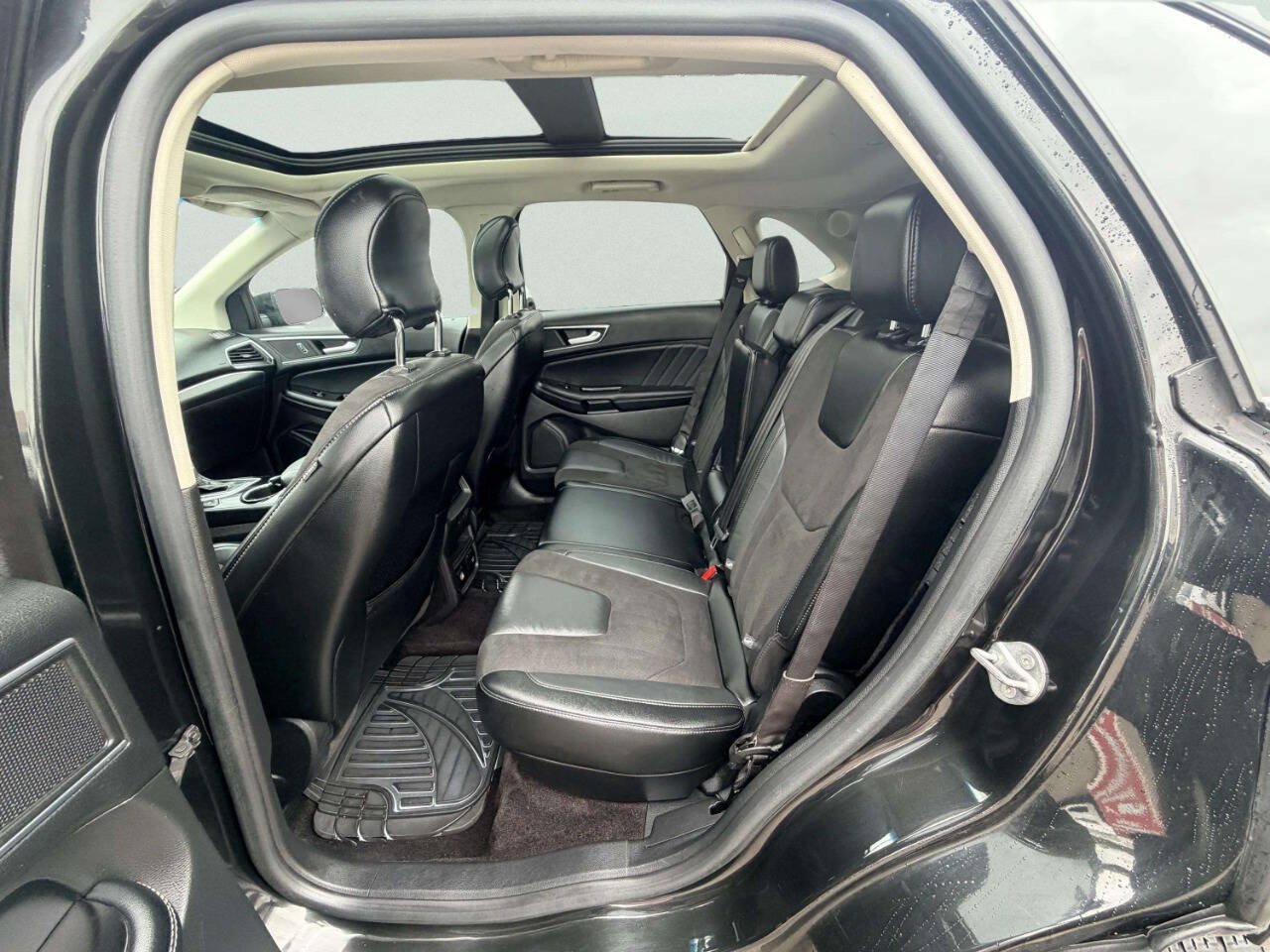 Used 2015 Ford Edge Sport w/ Equipment Group 401A AWD/4WD image 23