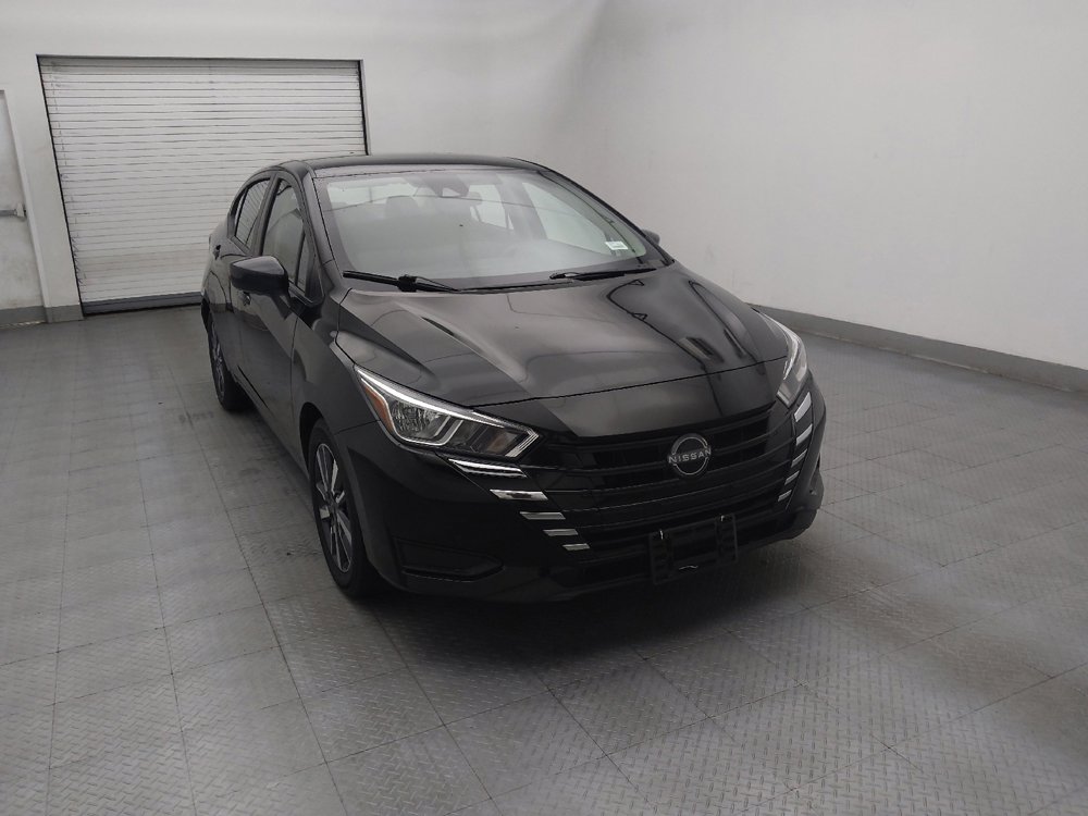 Used 2023 Nissan Versa SV FWD image 14