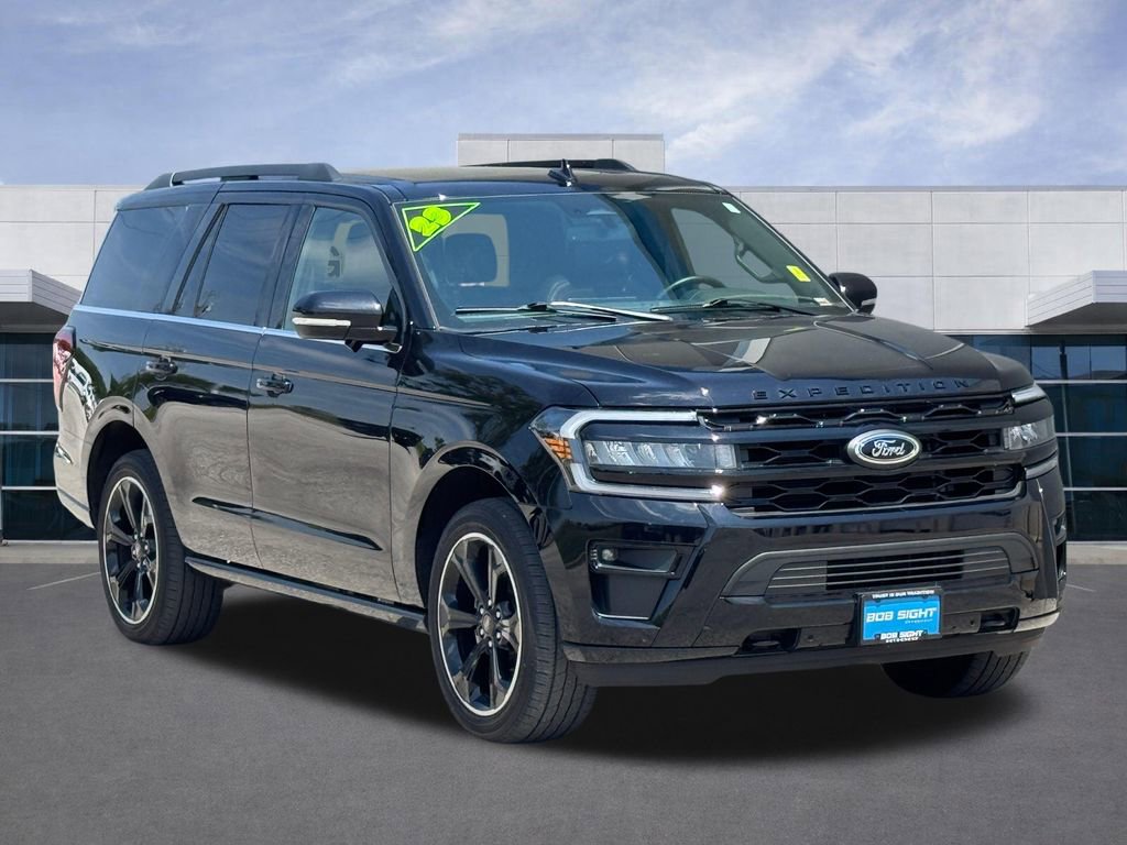 Used 2023 Ford Expedition Limited AWD/4WD image 2