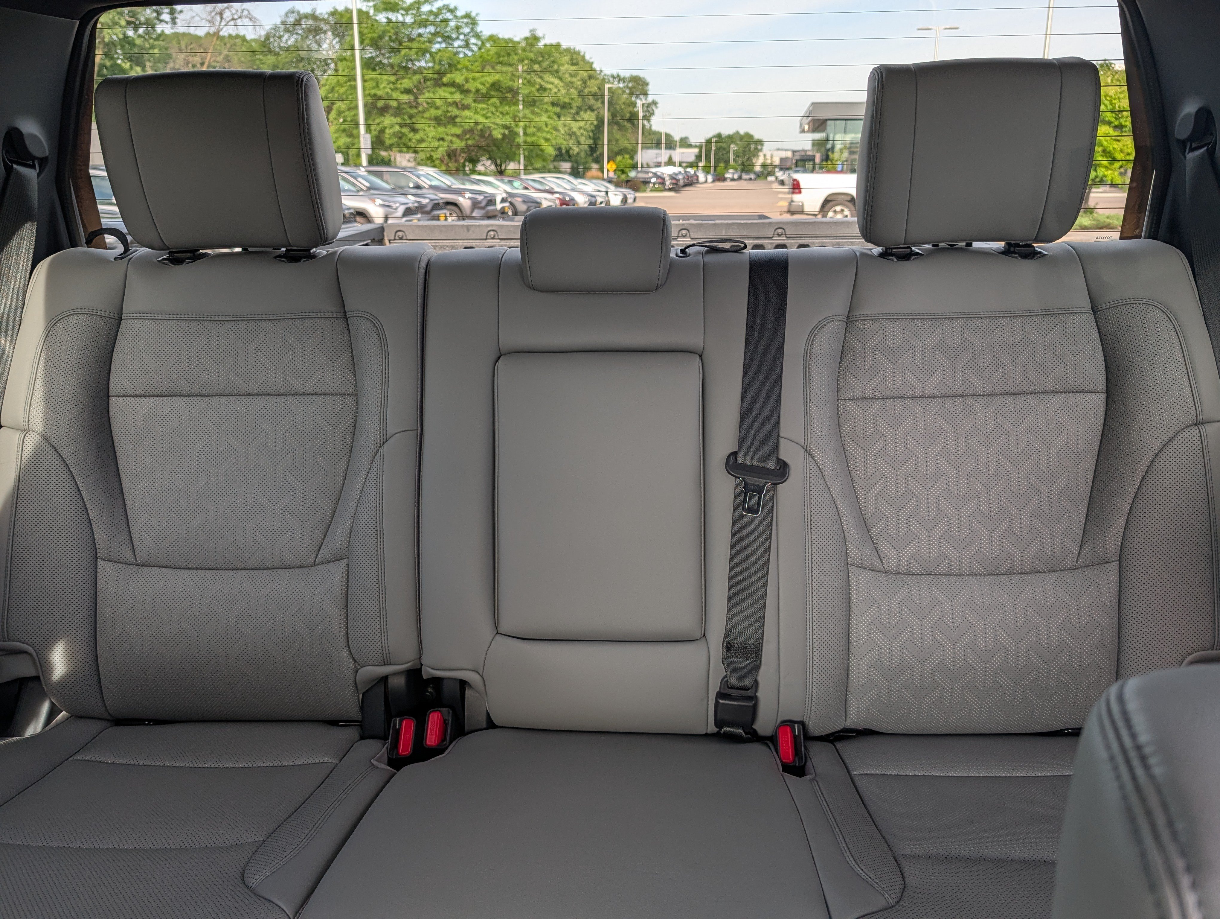 Certified 2025 Toyota Tundra SR5 w/ SR5 Premium Package AWD/4WD image 13