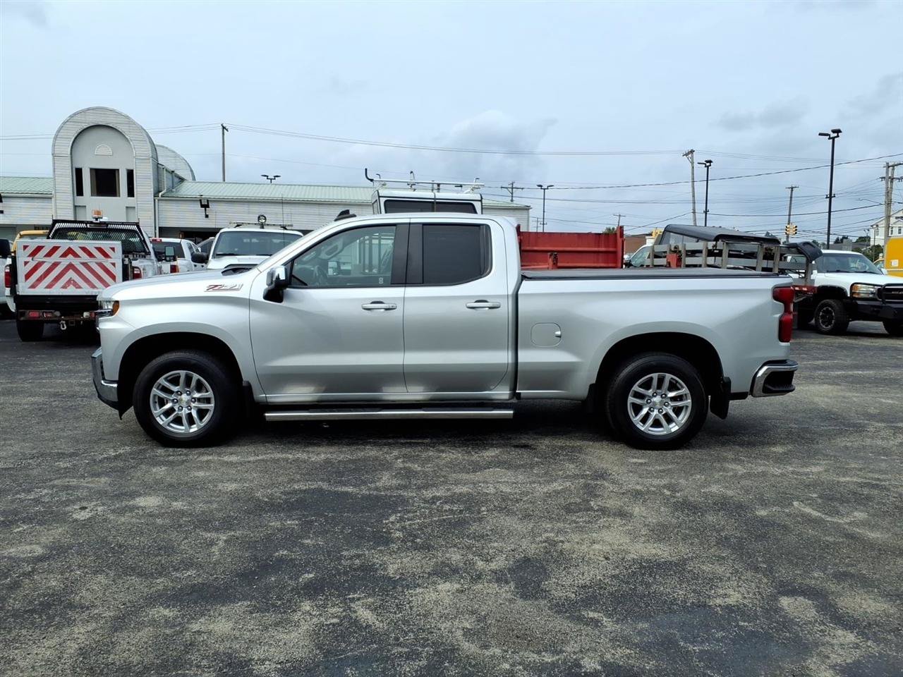 Used 2019 Chevrolet Silverado 1500 LT w/ All-Star Edition AWD/4WD image 8