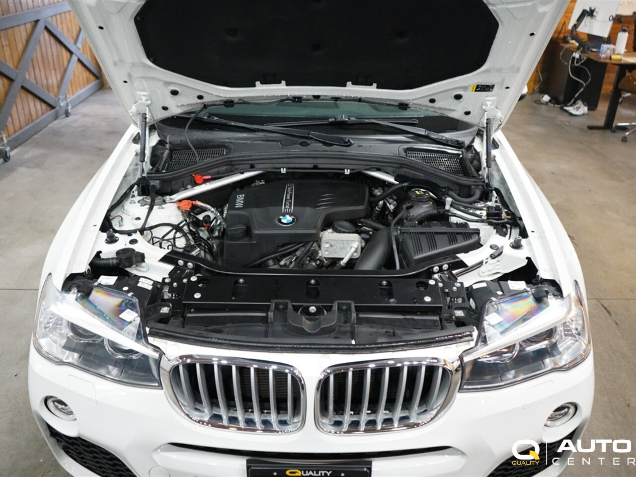 Used 2018 BMW X4 xDrive28i image 11