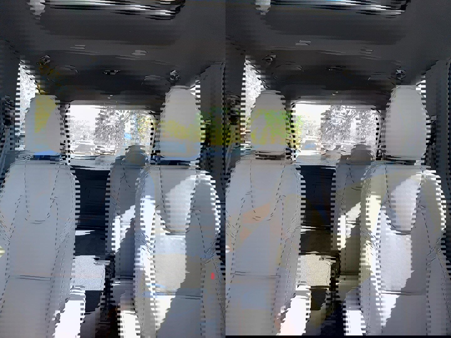 New 2026 Volvo XC90 B5 Ultra image 24