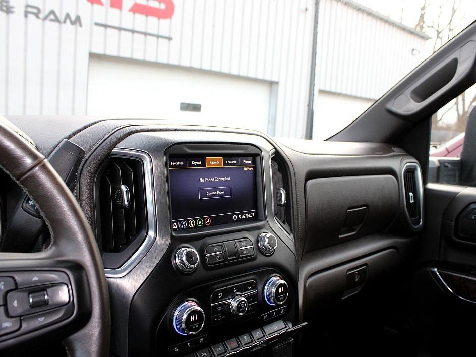 Used 2020 GMC Sierra 2500 Denali w/ Denali Ultimate Package image 21