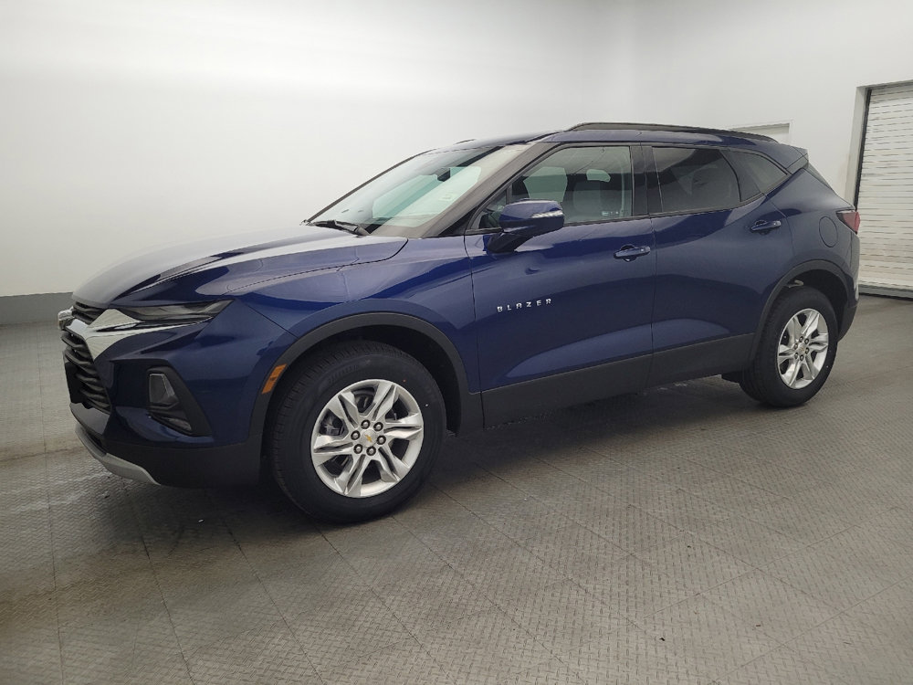 Used 2022 Chevrolet Blazer LT image 2