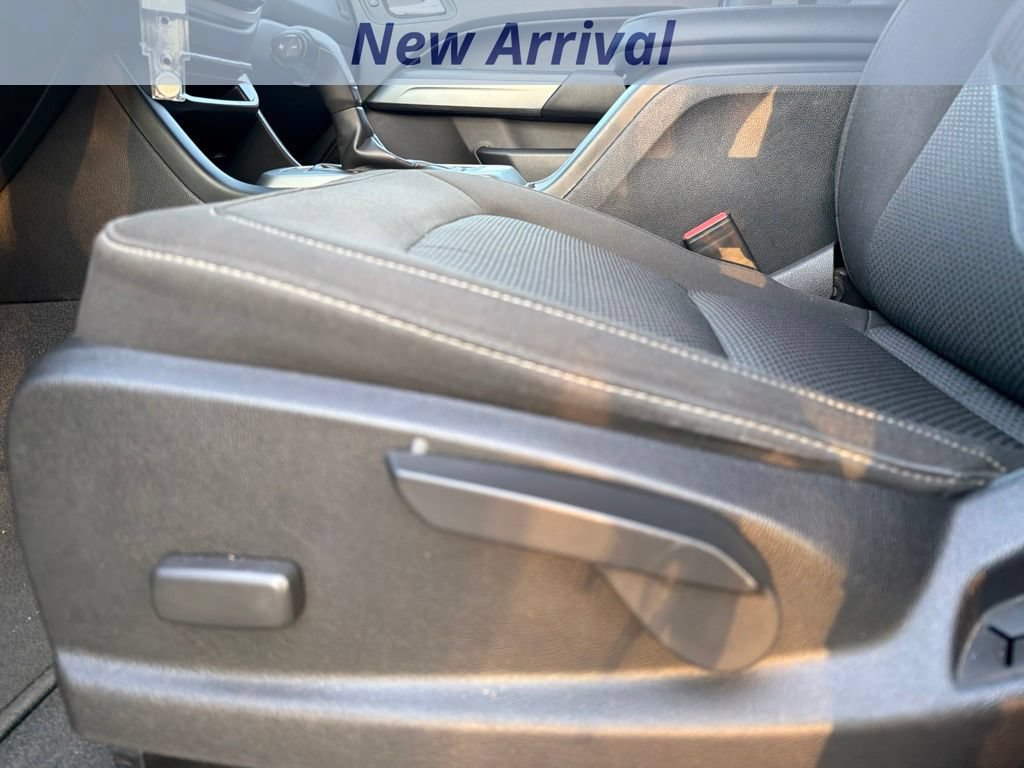 Used 2020 Chevrolet Colorado LT w/ LT Convenience Package AWD/4WD image 12