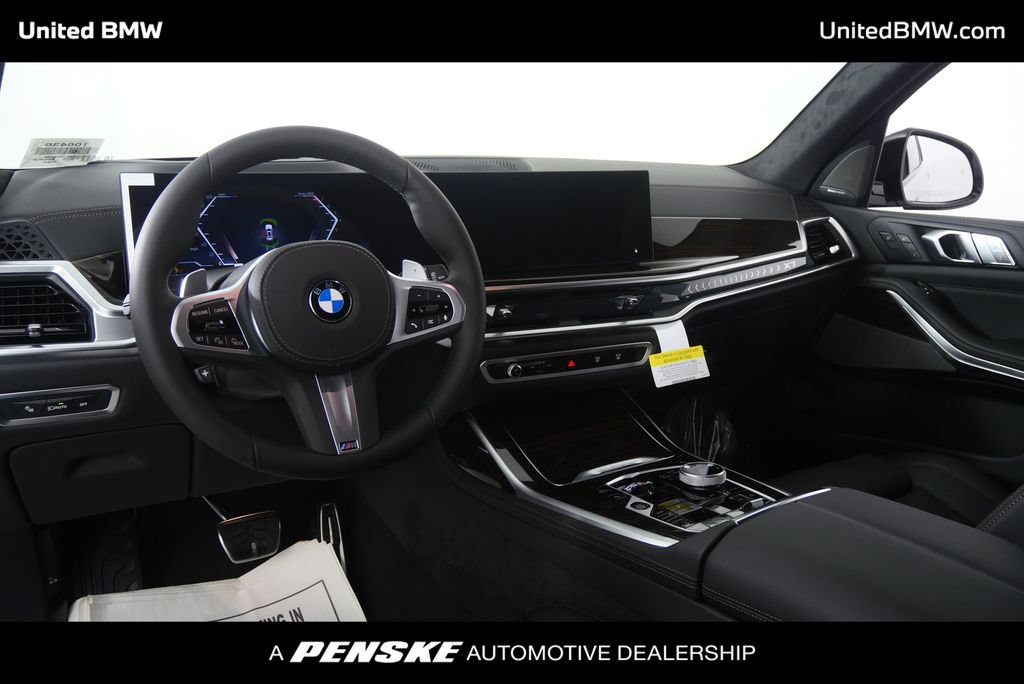 New 2027 BMW X7 xDrive40i w/ Executive Package AWD/4WD image 18