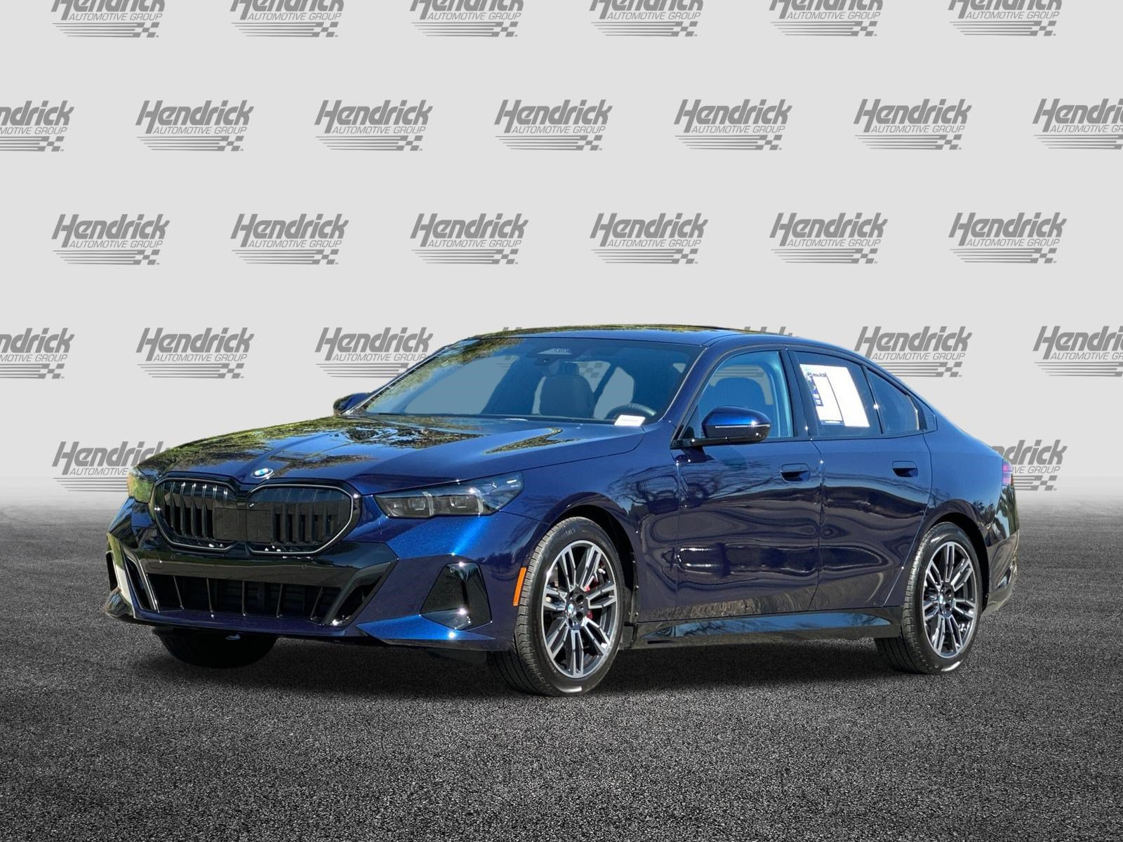 Used 2026 BMW 530i w/ M Sport Package RWD image 9